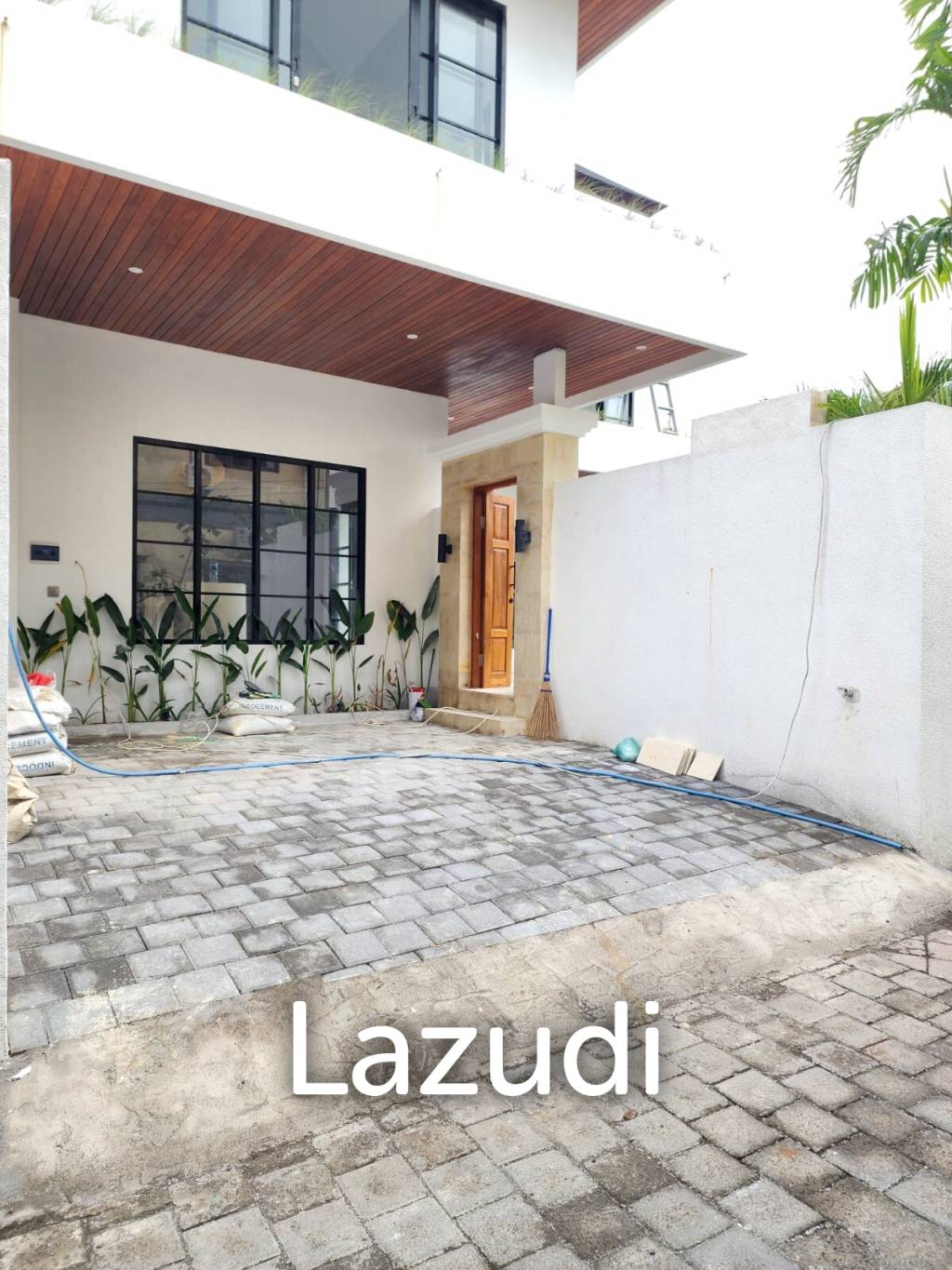 Brand new Villa for sale in Berawa, Canggu
