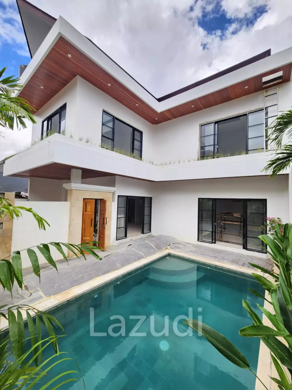 Brand new Villa for sale in Berawa, Canggu
