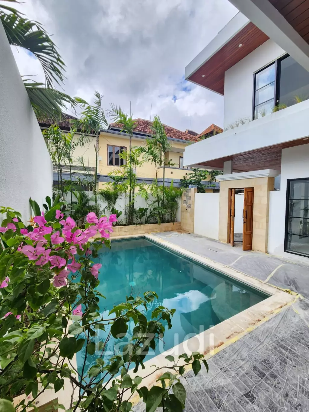 Brand new Villa for sale in Berawa, Canggu