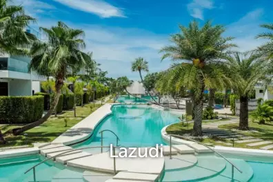 1 Bedroom with Rooftop and Private Jacuzzi