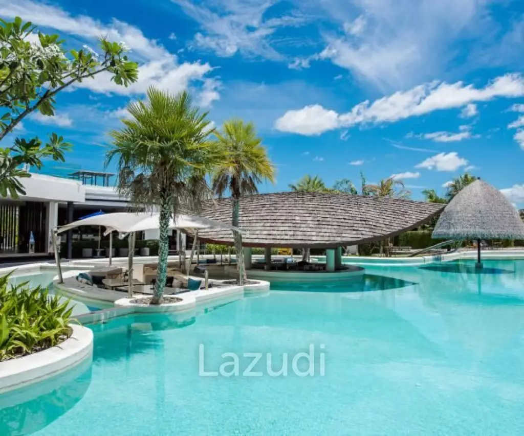 1 Bedroom with Rooftop and Private Jacuzzi