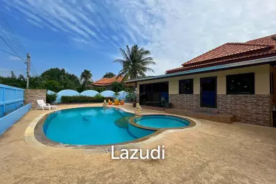 Well Maintain 3 Bedroom Pool Villa On Soi 6