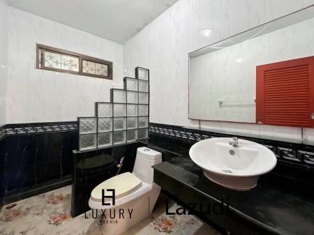 800 metro cuadrado 3 ` 2 Baño Villa de Venta