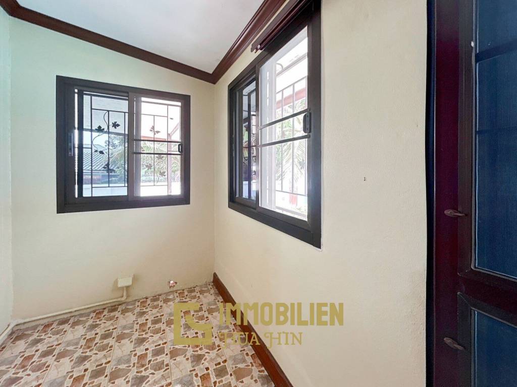 Well Maintain 3 Bedroom Pool Villa On Soi 6