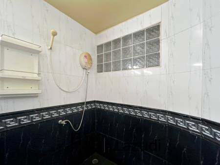 Well Maintain 3 Bedroom Pool Villa On Soi 6