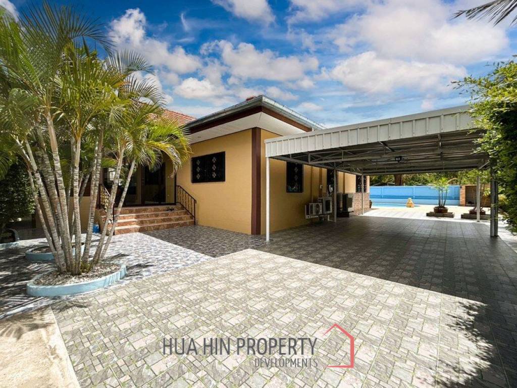 Well Maintain 3 Bedroom Pool Villa On Soi 6
