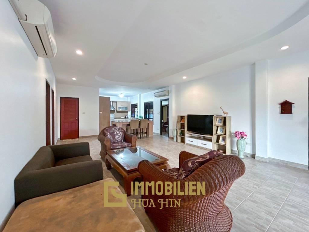 Well Maintain 3 Bedroom Pool Villa On Soi 6