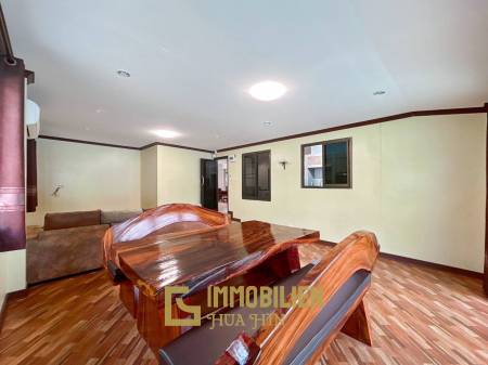 Well Maintain 3 Bedroom Pool Villa On Soi 6