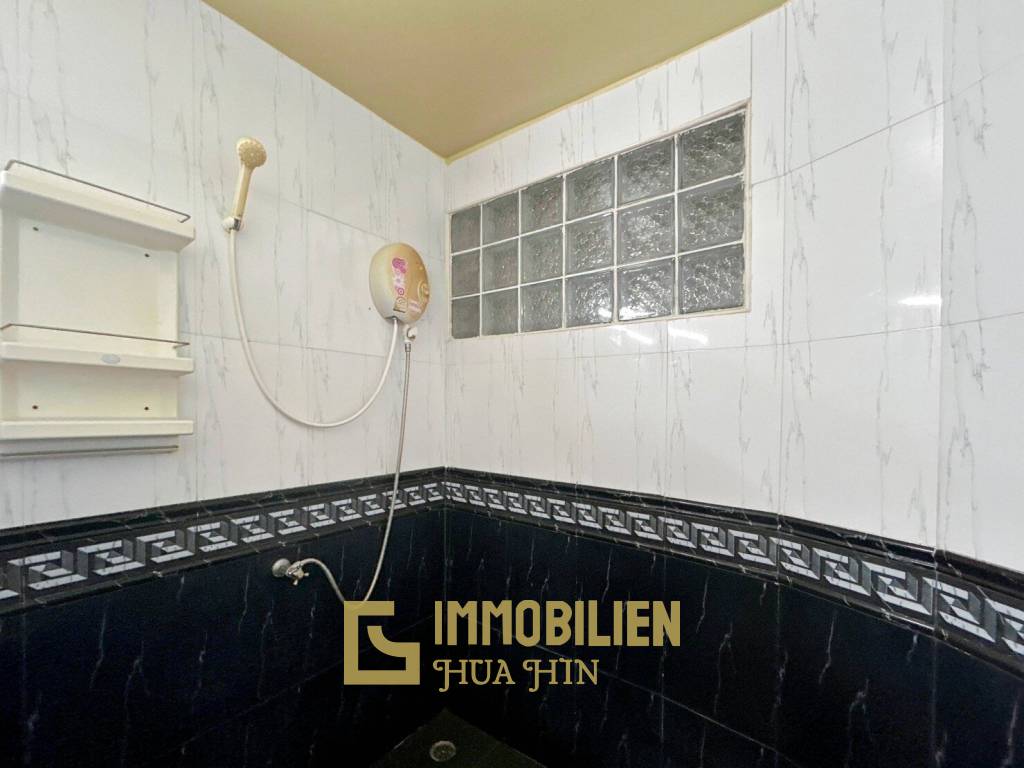 Well Maintain 3 Bedroom Pool Villa On Soi 6