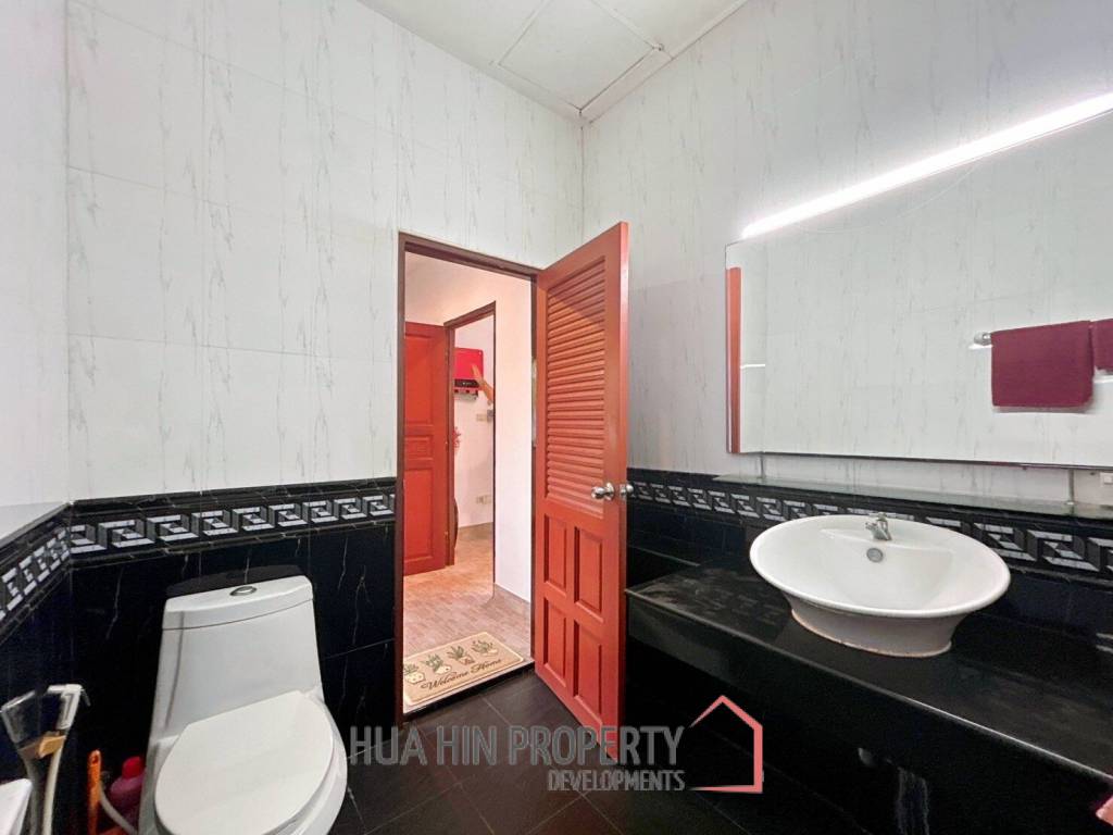 Well Maintain 3 Bedroom Pool Villa On Soi 6