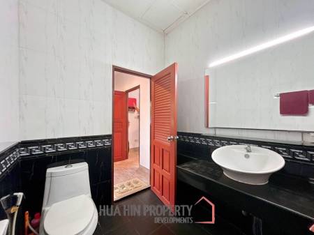 Well Maintain 3 Bedroom Pool Villa On Soi 6