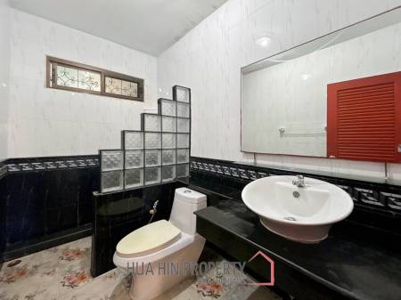 Well Maintain 3 Bedroom Pool Villa On Soi 6