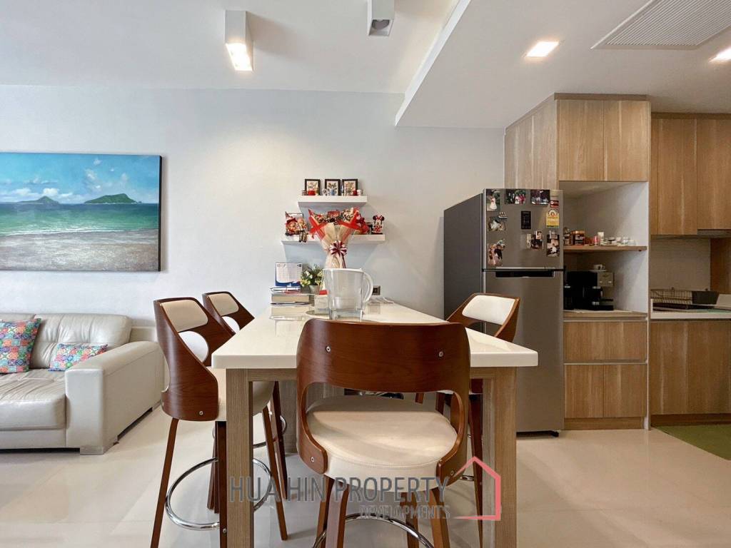 The Pine : 1 Bedroom Condo For Sale