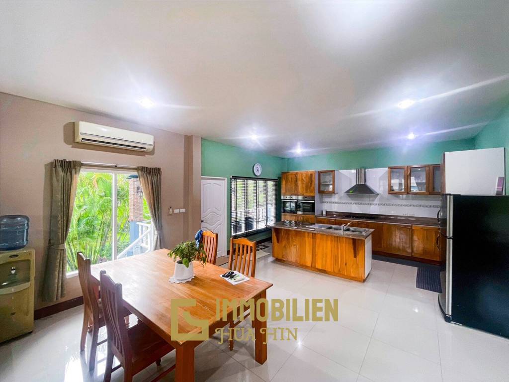 Stand Alone 5 Bedrooms Villa Near Palm Hill Golf Course