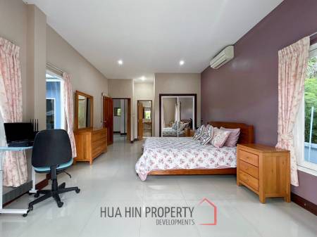 Stand Alone 5 Bedrooms Villa Near Palm Hill Golf Course