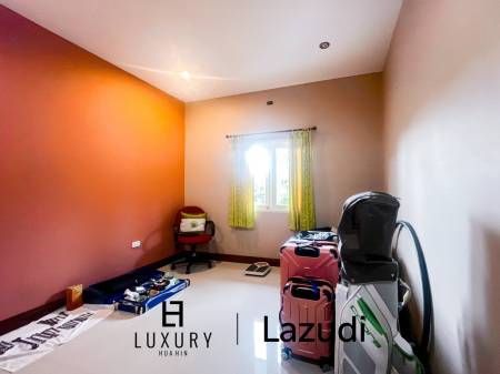 Stand Alone 5 Bedrooms Villa Near Palm Hill Golf Course