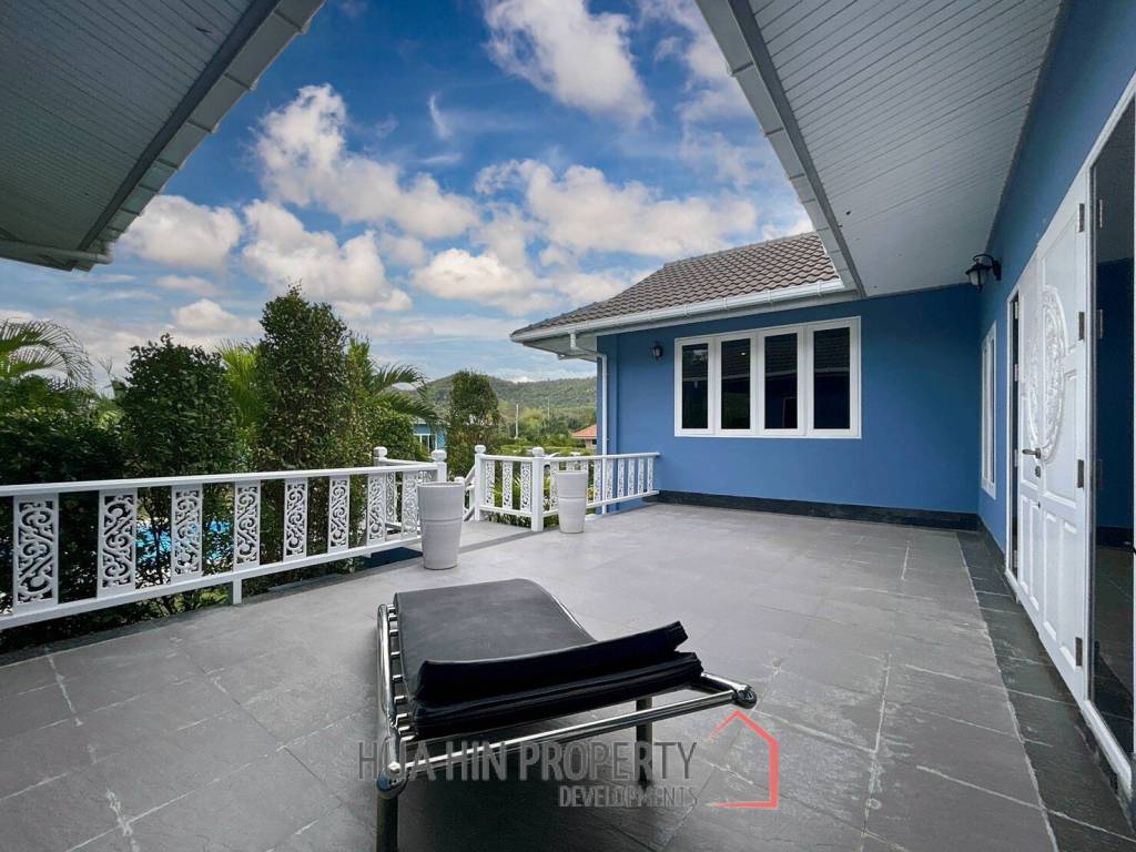 Stand Alone 5 Bedrooms Villa Near Palm Hill Golf Course
