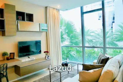 1 Bed 1 Bath 50 SQ.M The Room Sukhumvit 21