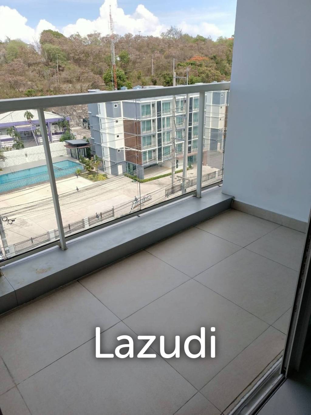 1 Bed 1 Bath 39.07 SQ.M The Vision Condo