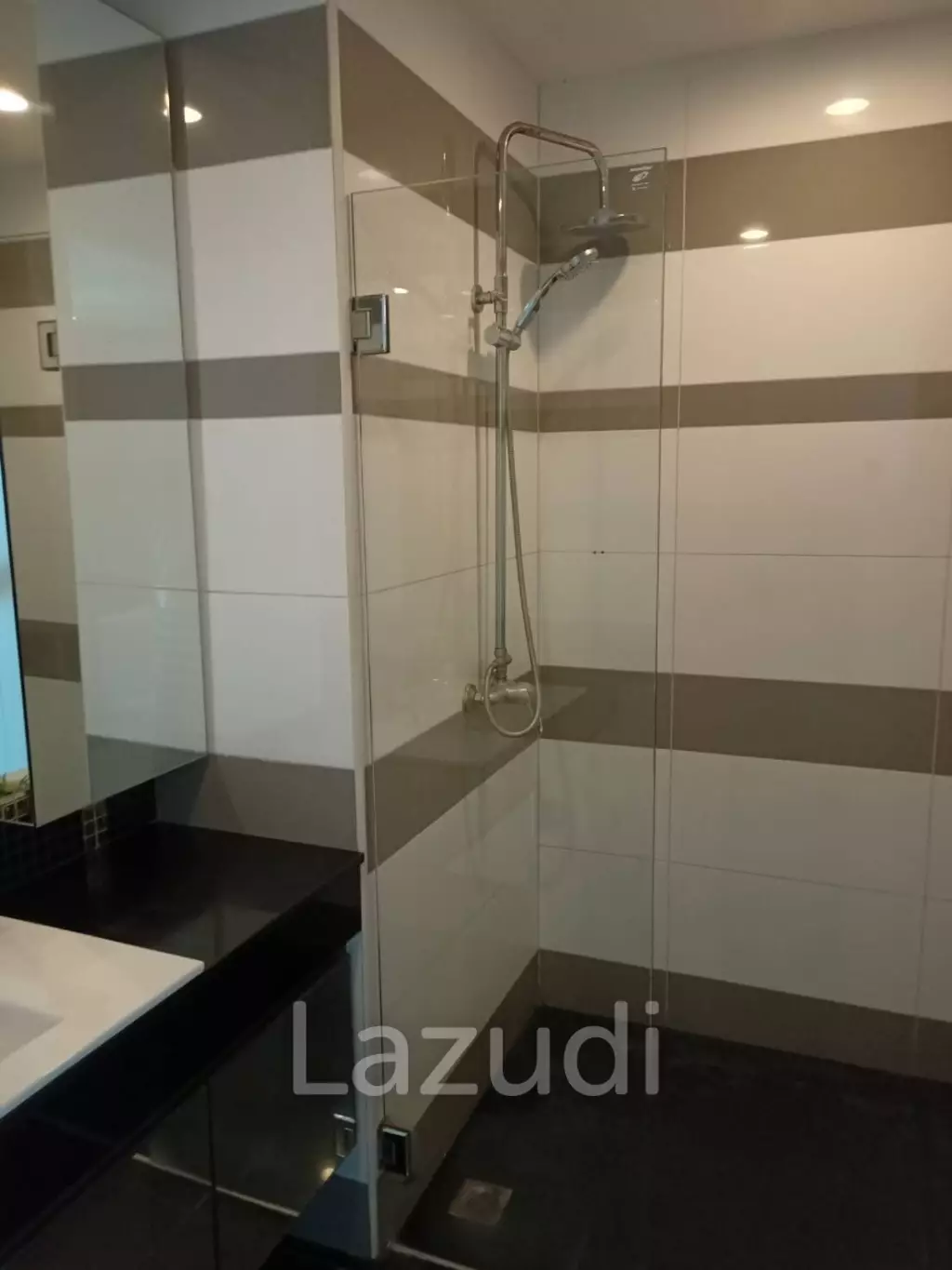 1 Bed 1 Bath 39.07 SQ.M The Vision Condo