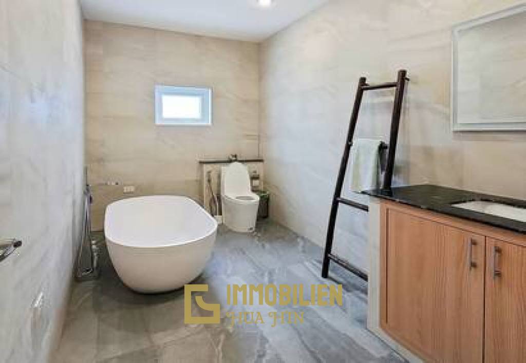 790 metro cuadrado 4 ` 4 Baño Villa de Alquiler