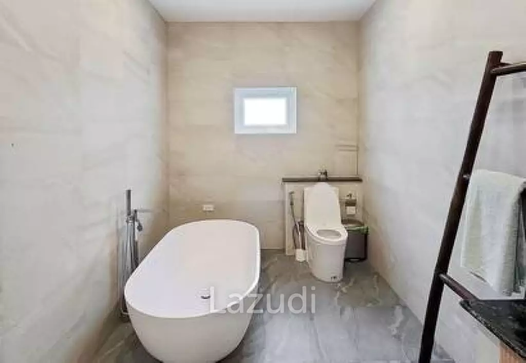 Oasis Villas 4 Bed 4 Bath Peaceful and Beautiful
