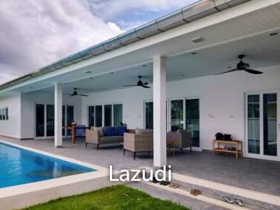 Oasis Villas 4 Bed 4 Bath Peaceful and Beautiful