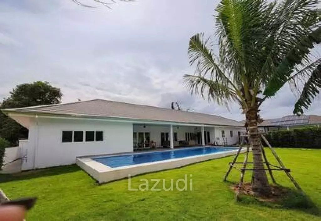 Oasis Villas 4 Bed 4 Bath Peaceful and Beautiful