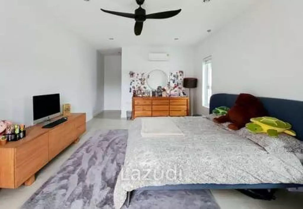 Oasis Villas 4 Bed 4 Bath Peaceful and Beautiful