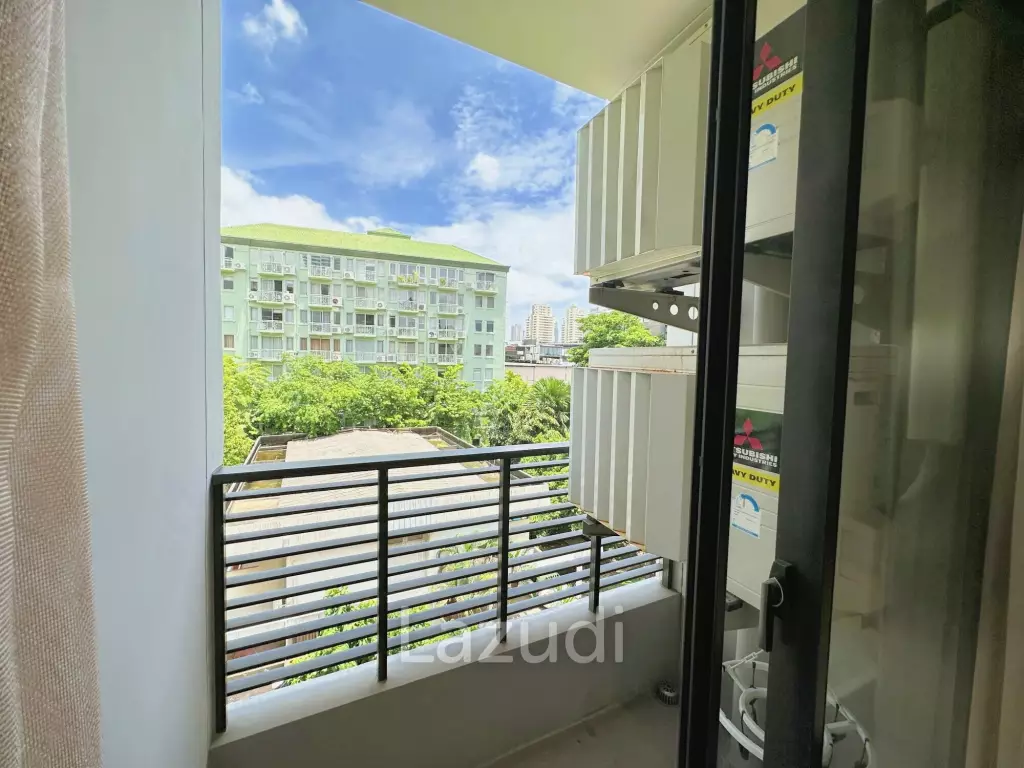 1 Bed 1 Bath 37 SQ.M Runesu Thonglor 5