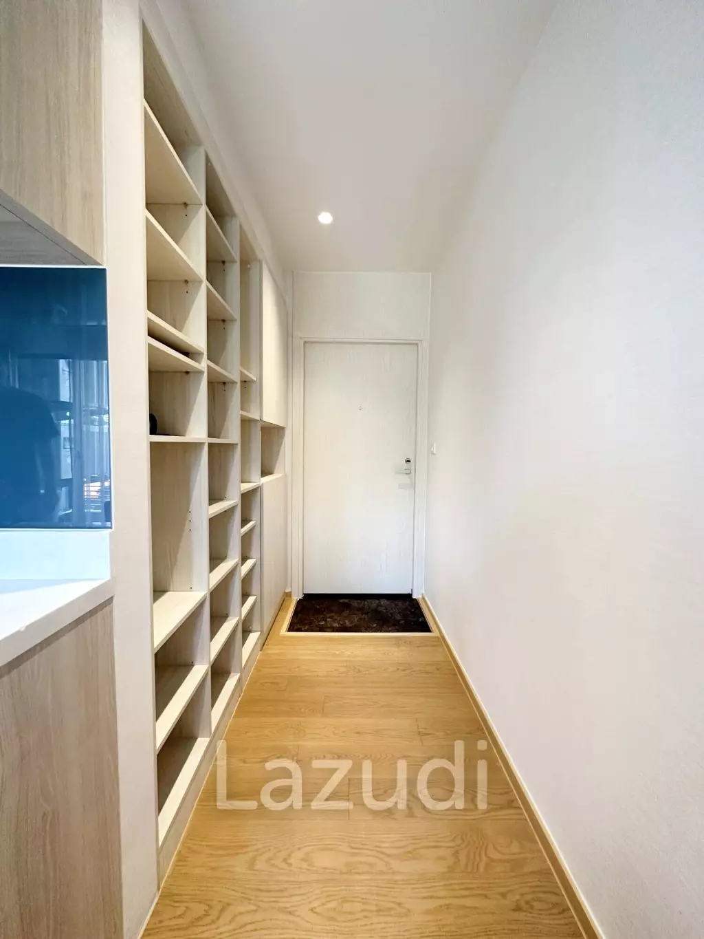 1 Bed 1 Bath 37 SQ.M Runesu Thonglor 5