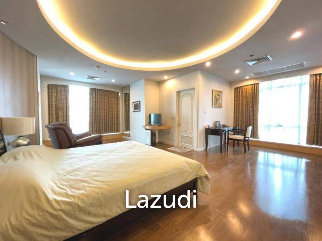 3 Bed 4 Bath 235 SQ.M Baan Sathorn Chaopraya