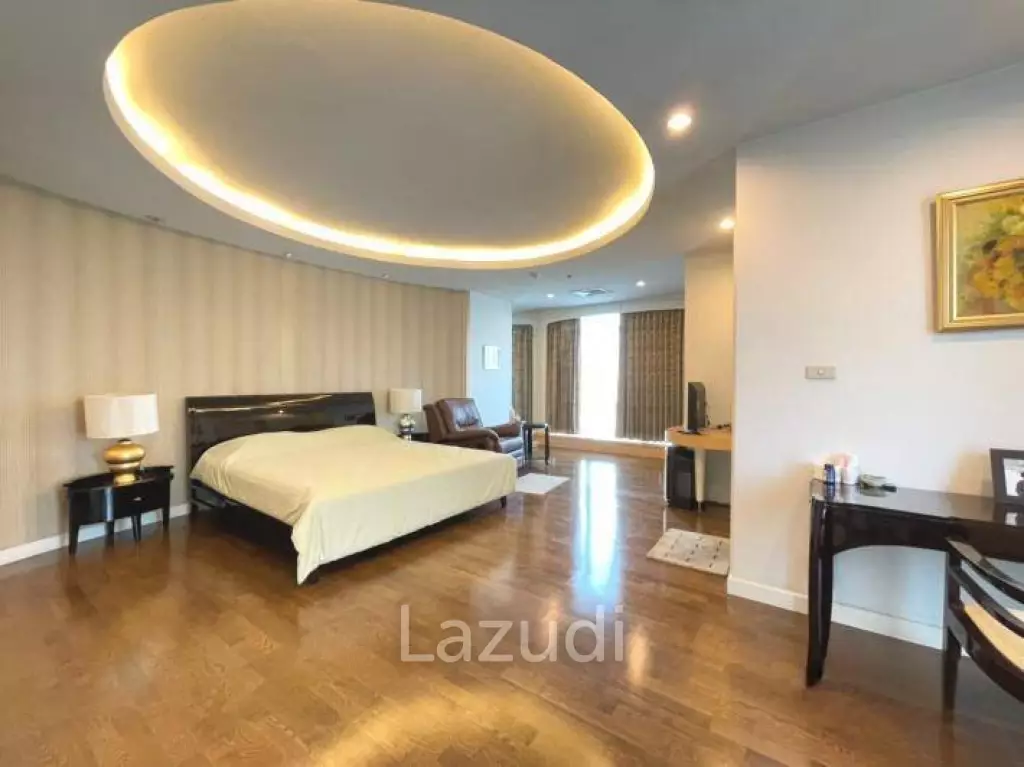 3 Bed 4 Bath 235 SQ.M Baan Sathorn Chaopraya
