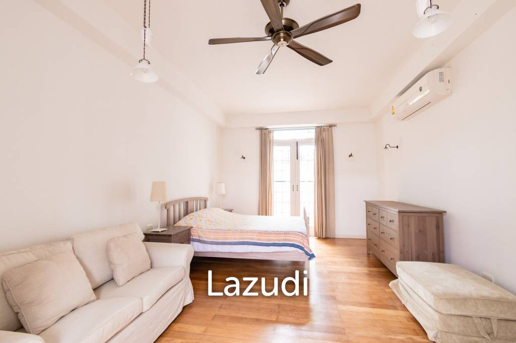 700 Sqm 3 Bed House For Sale