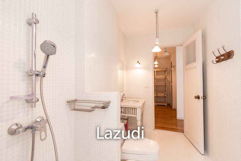 700 Sqm 3 Bed House For Sale