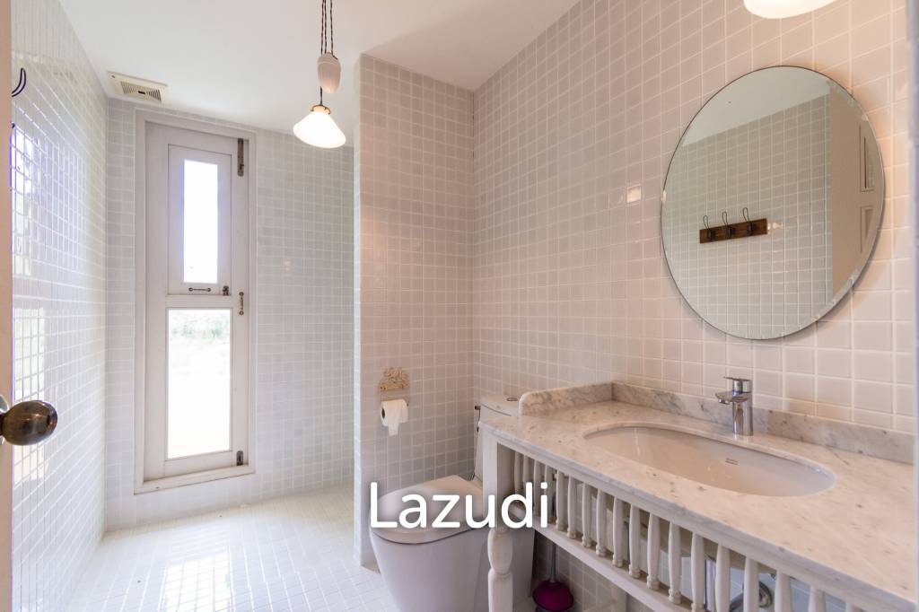 700 Sqm 3 Bed House For Sale