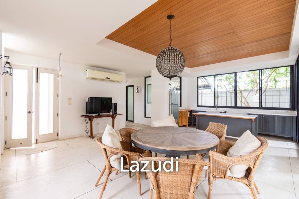 700 Sqm 3 Bed House For Sale