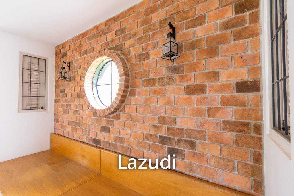 700 Sqm 3 Bed House For Sale