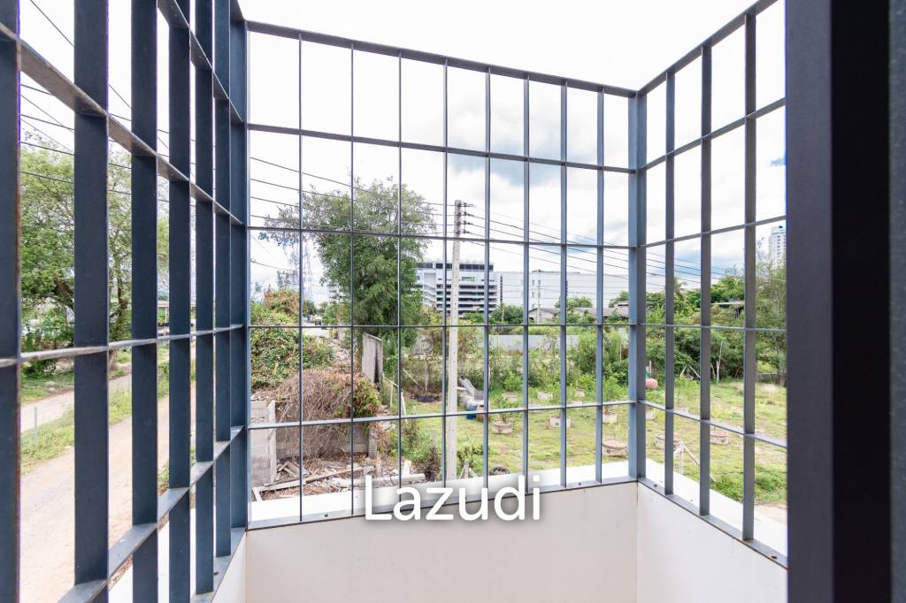 700 Sqm 3 Bed House For Sale