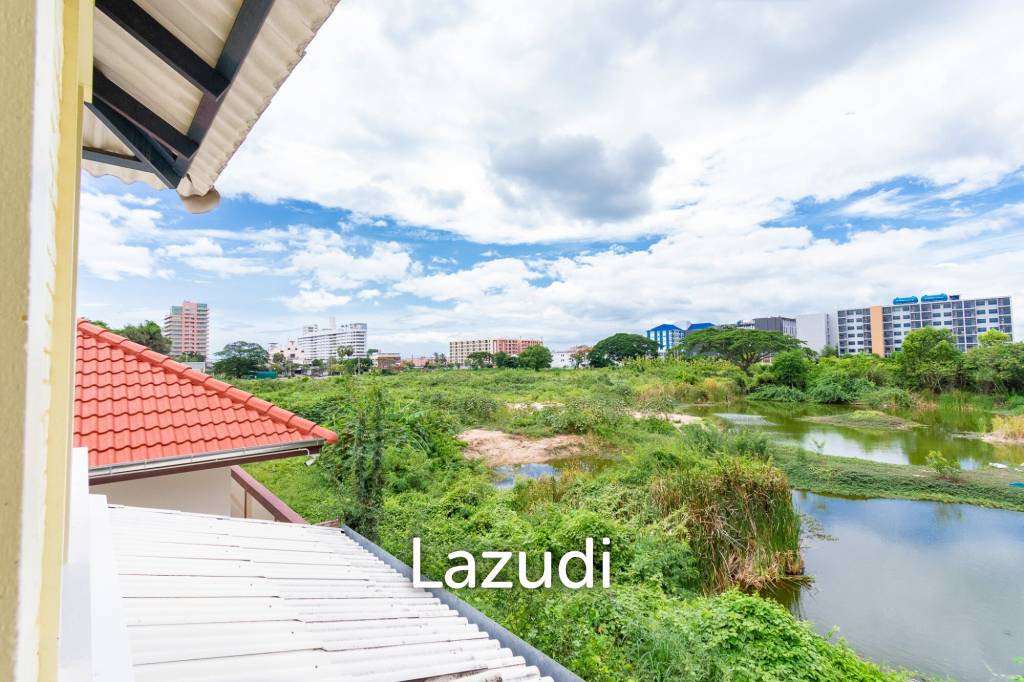 700 Sqm 3 Bed House For Sale