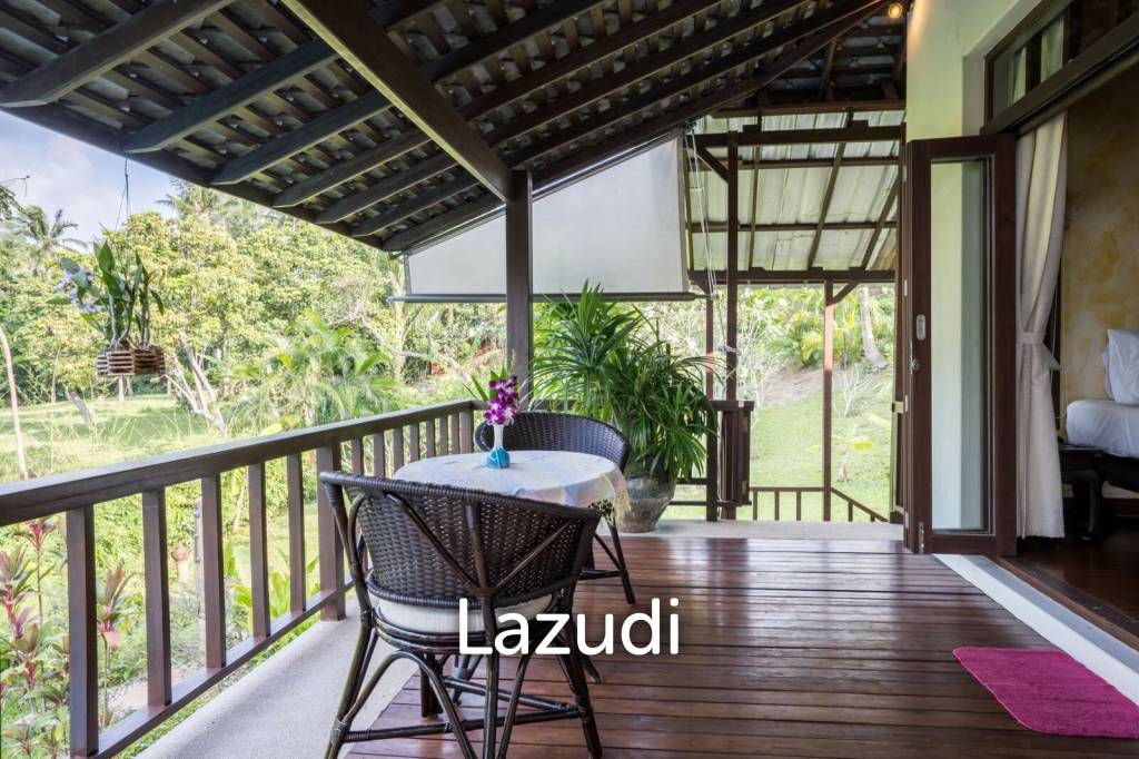 Charming Traditional Villa in Serene Bang Por