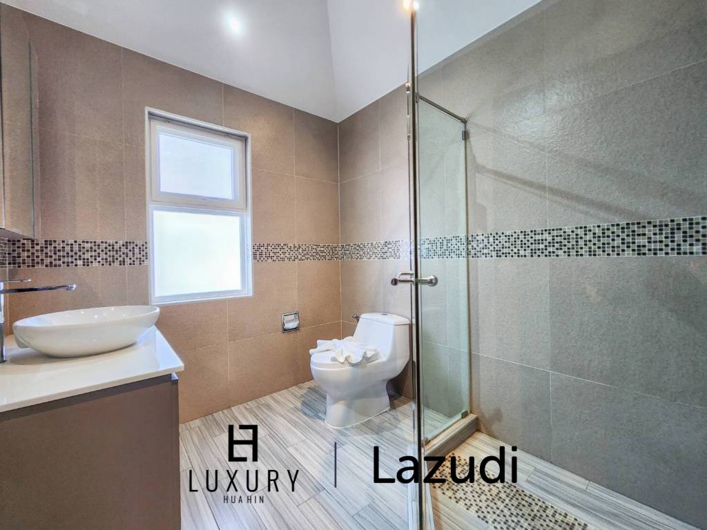 552 metro cuadrado 3 ` Casa de Venta