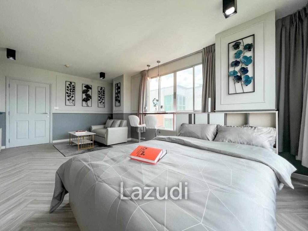 Stylish 1 Bed Condo With Great Views Of Phuket