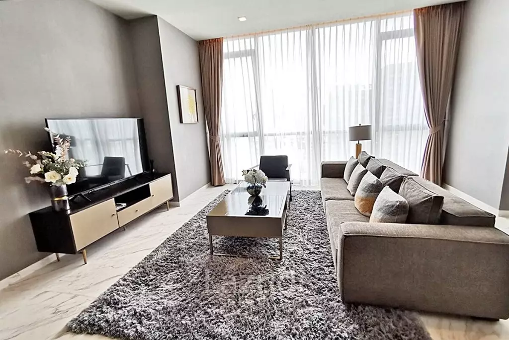 2 Bed 3 Bath 125 SQ.M The Monument Thong Lo