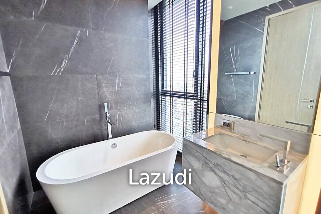 2 Bed 3 Bath 125 SQ.M The Monument Thong Lo