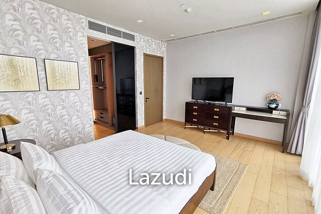 2 Bed 3 Bath 125 SQ.M The Monument Thong Lo