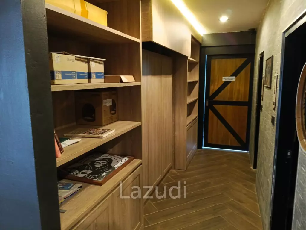 Three Storey Shophouse Commercial Space at Ekkamai Community Space