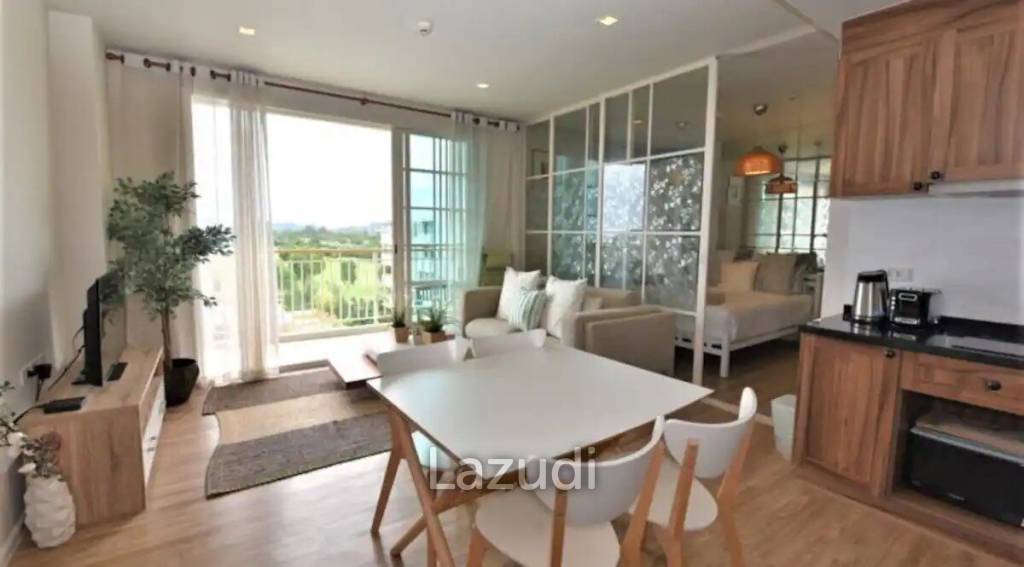 Autumn : 2 Bedroom Condo On The Top Floor