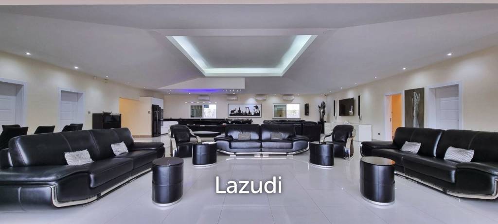 4 Bedrooms 4 Bathrooms 500 SQ.M. Miami Villa