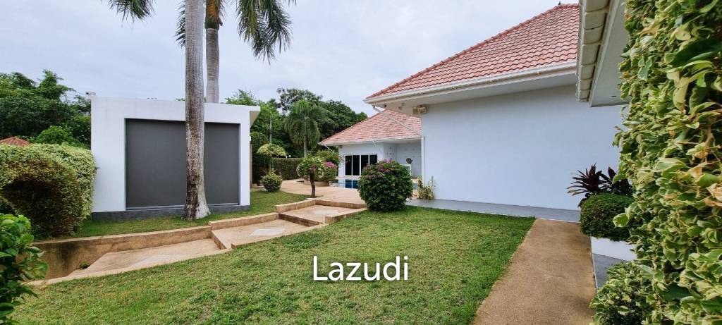 4 Bedrooms 4 Bathrooms 500 SQ.M. Miami Villa
